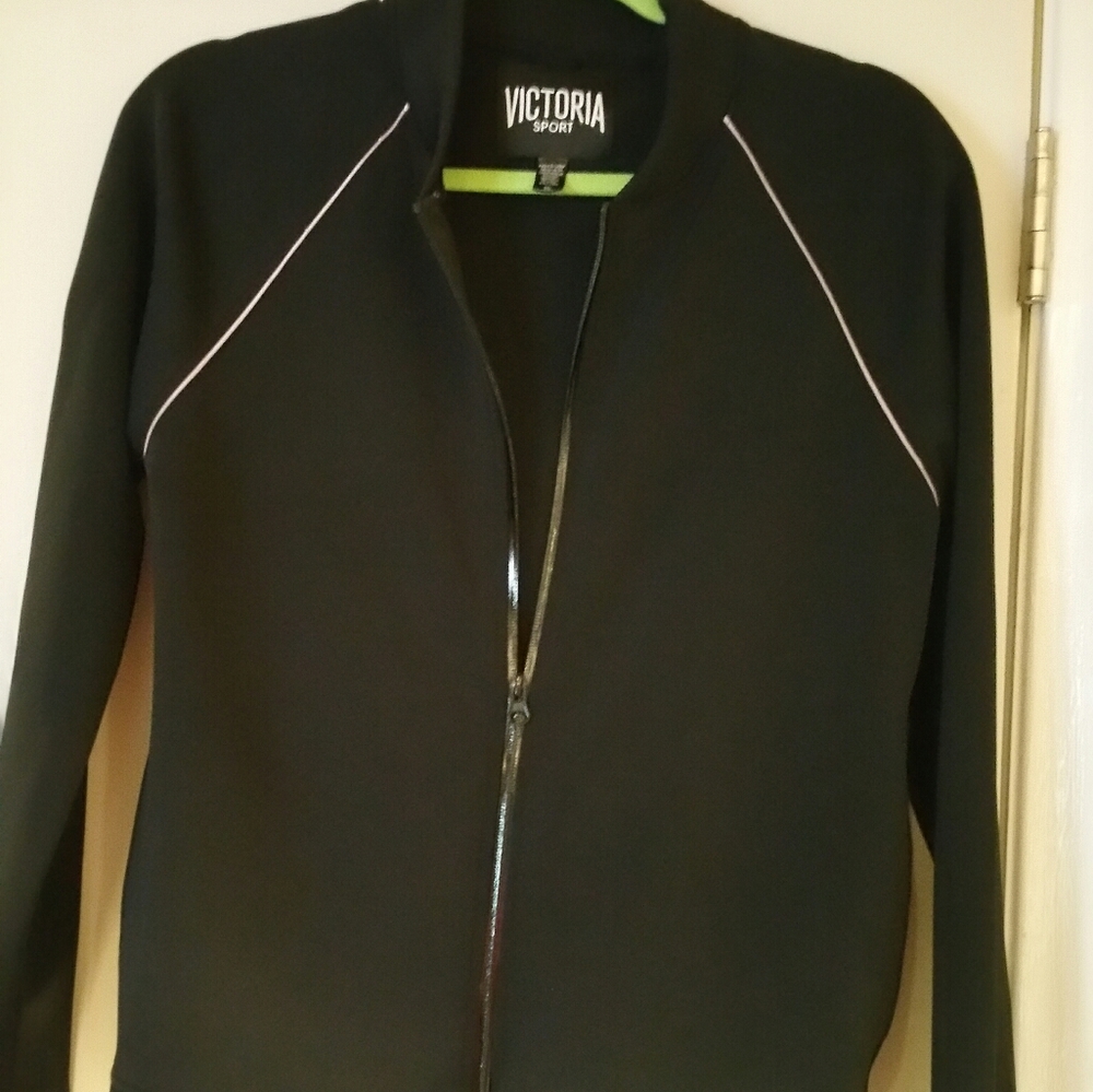 VICTORIA SPORT athletic zipper-up jacket. Like new